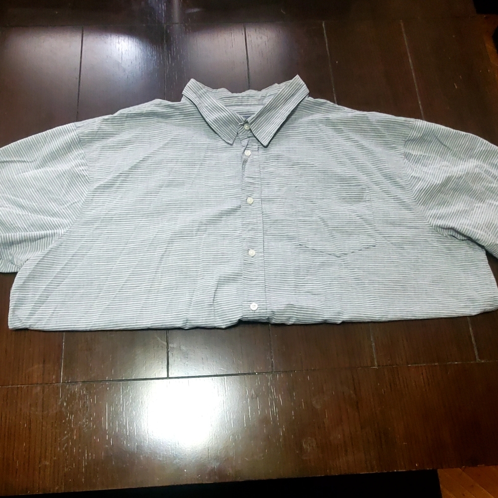 Lee Men’s Grey and White Striped Shortsleeved Button Up With Pocket Size 4XL